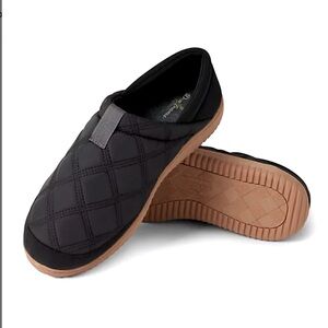 New~Dearfoams Men's Closed Back River Slipper~Size 7-8 or EU 40~Black